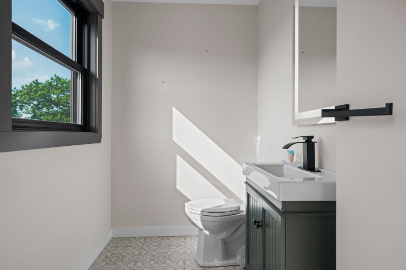 96 E Grand Ave - Photo 7 of 49