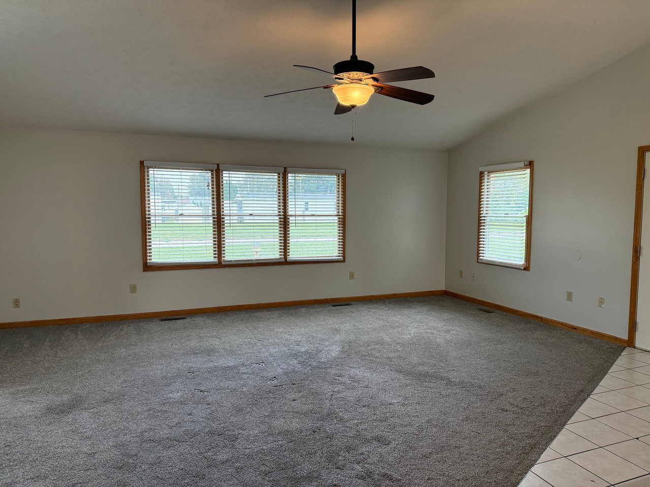 37 Kays Way - Photo 5 of 14