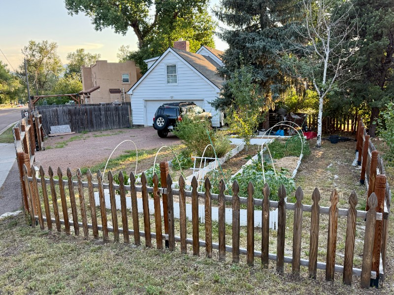 1521 Columbine Blvd - Photo 2 of 20