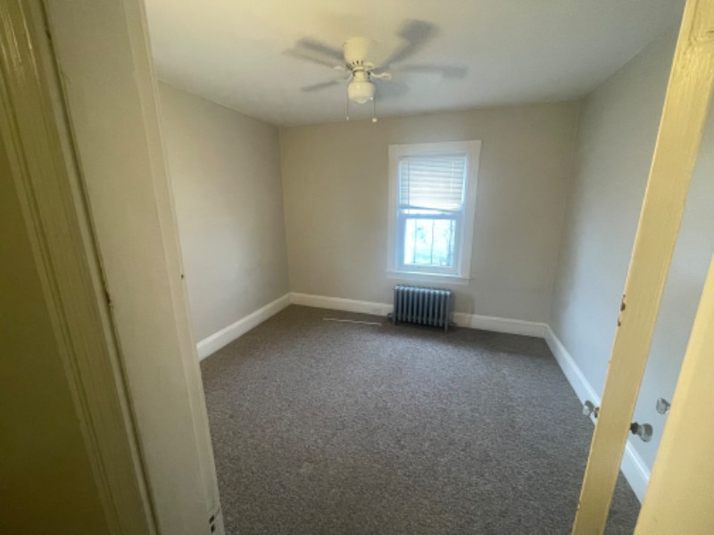 51 Prospect Hill Ave #2R - Photo 6 of 10