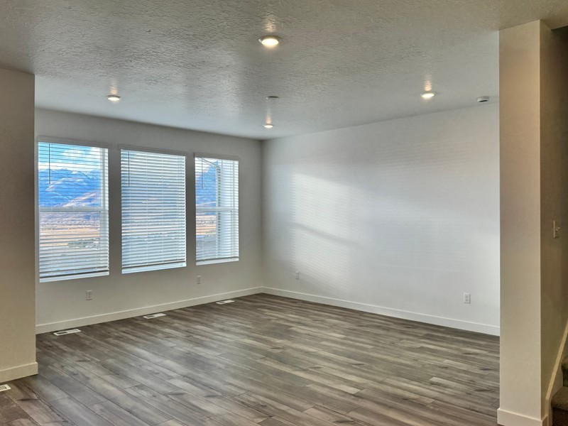 2481 N Canal View Ln - Photo 7 of 13
