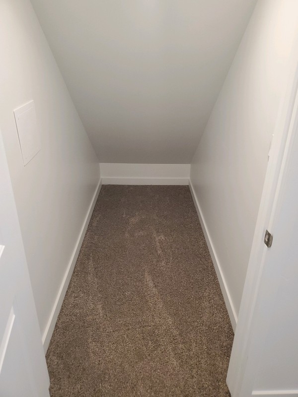 395 Wn - Photo 6 of 10