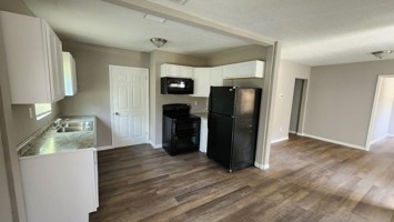 featured image of 645 W 46th St