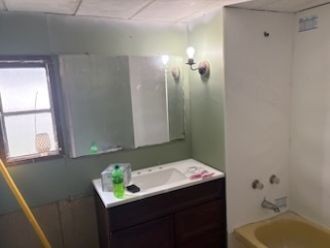 100 Hillcrest Ct #122 - Photo 2 of 6