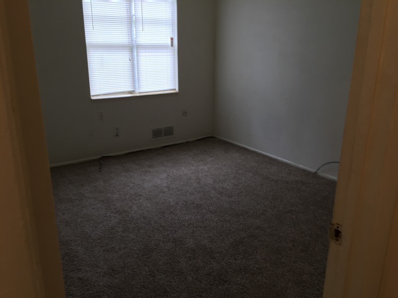11609 Richmond Ave - Photo 4 of 6