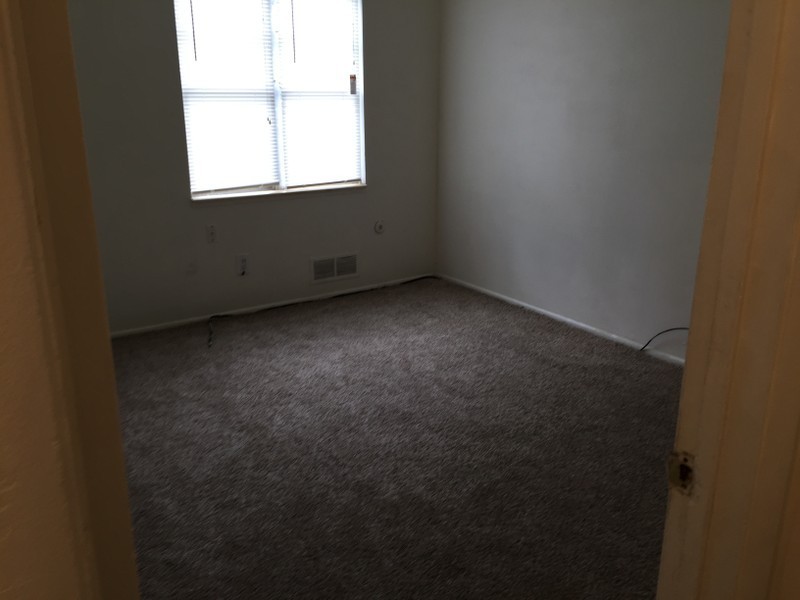 11609 Richmond Ave - Photo 5 of 6