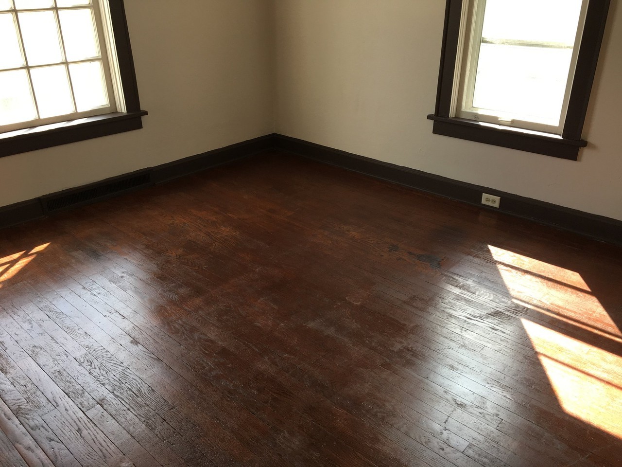 6106 24th Ave - Photo 2 of 17