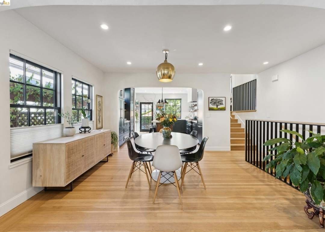 6628 Chabot Rd - Photo 3 of 16