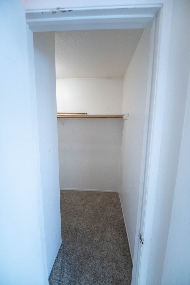 16726 Grant St - Photo 3 of 19