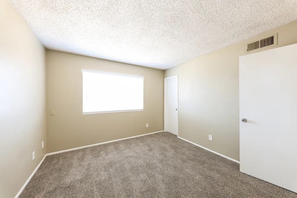 4428 E Alta Vista Rd - Photo 5 of 14