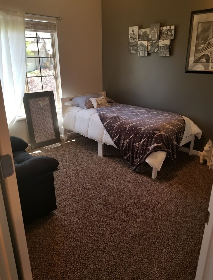 13231 S Bellevue Way - Photo 5 of 17