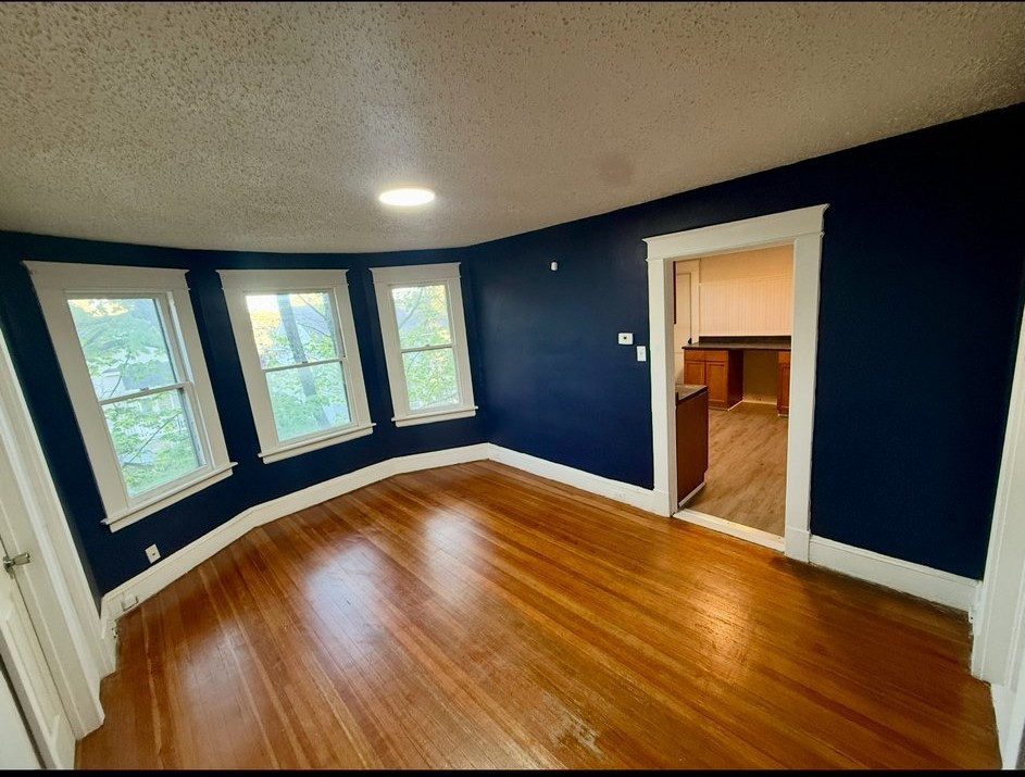 19 Grove St #2 - Photo 3 of 11