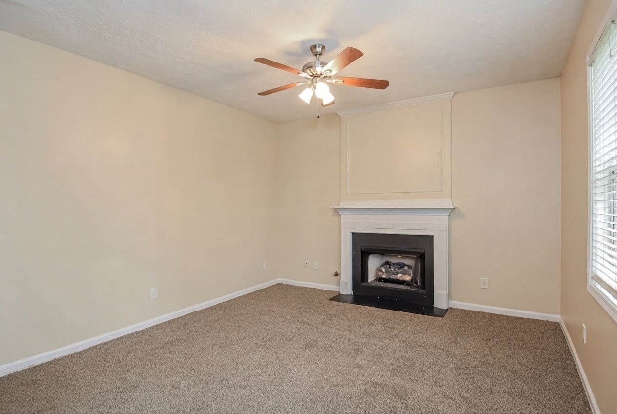 7342 Copperbend Ct - Photo 2 of 10