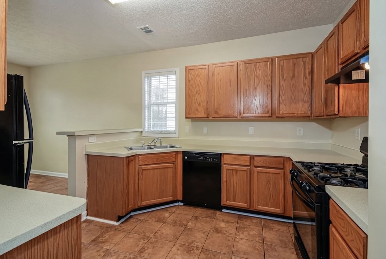 7342 Copperbend Ct - Photo 3 of 10