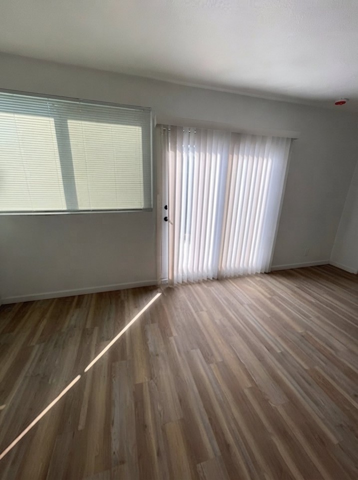 408 E Walnut Ave #102 - Photo 7 of 7