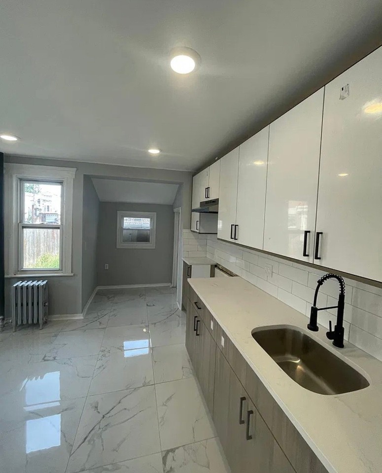 511 Magnolia Ave - Photo 3 of 11