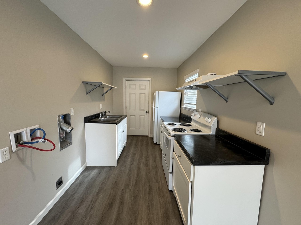 205 Stone Street Northwest - Photo 6 of 28
