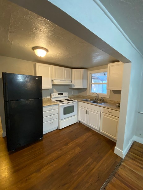 1235 32nd Street Unit B - Photo 5 of 30