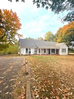 featured image of 243 Eastend St #1