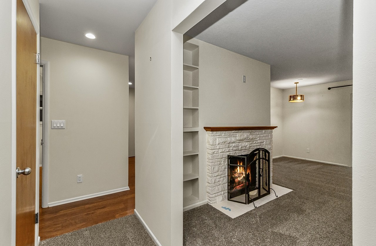 6901 Columbia Ct #1 - Photo 3 of 35