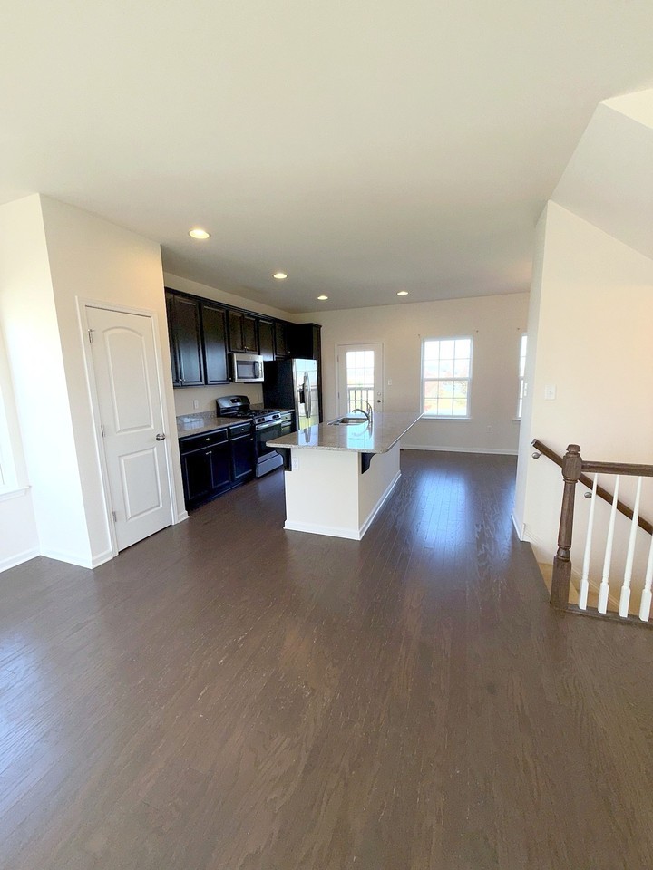 1096 Wickersham Way #1 - Photo 2 of 5
