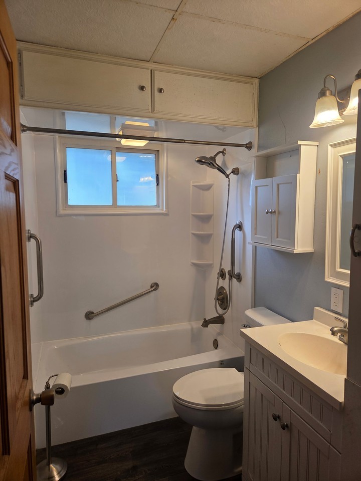 7276 S 37th Pl #1 - Photo 5 of 10