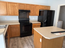 featured image of 204 Hadley Commons Dr #1