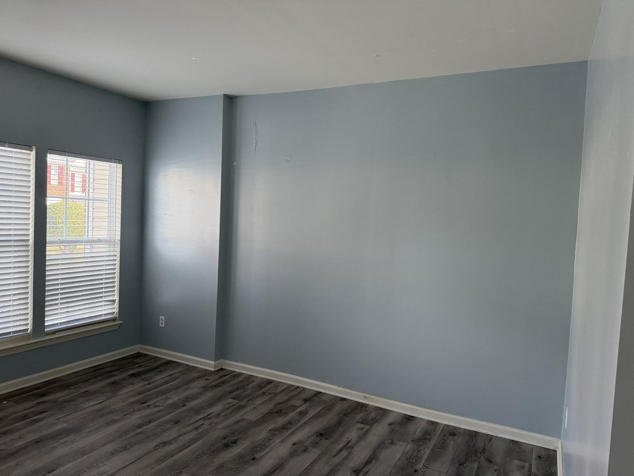 204 Hadley Commons Dr #1 - Photo 4 of 14