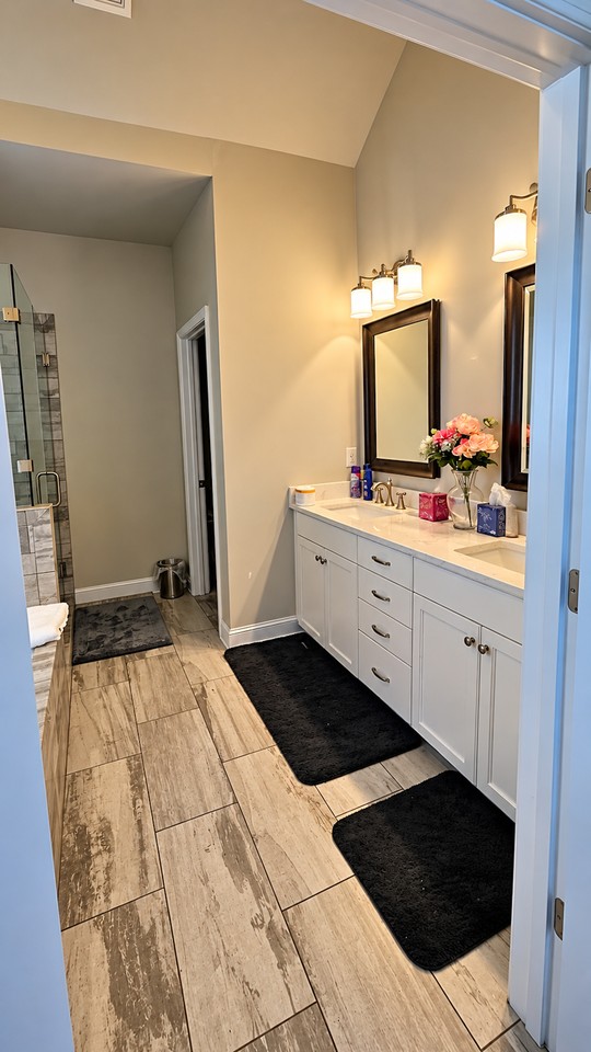 1051 Township Square - Photo 3 of 24