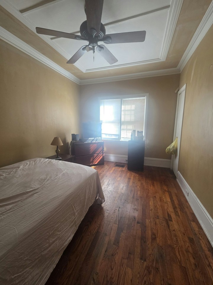 235 Bryan Street, Unit 3 - Photo 5 of 6