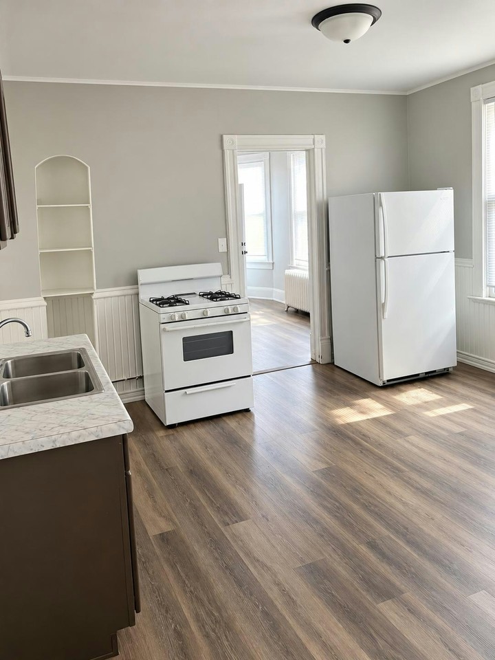 2957-2959 North Richards Street, Unit 2959 - Photo 4 of 4