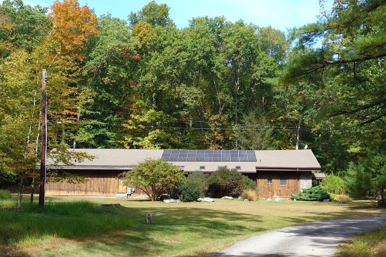 215 Beaverkill Rd - Photo 3 of 28