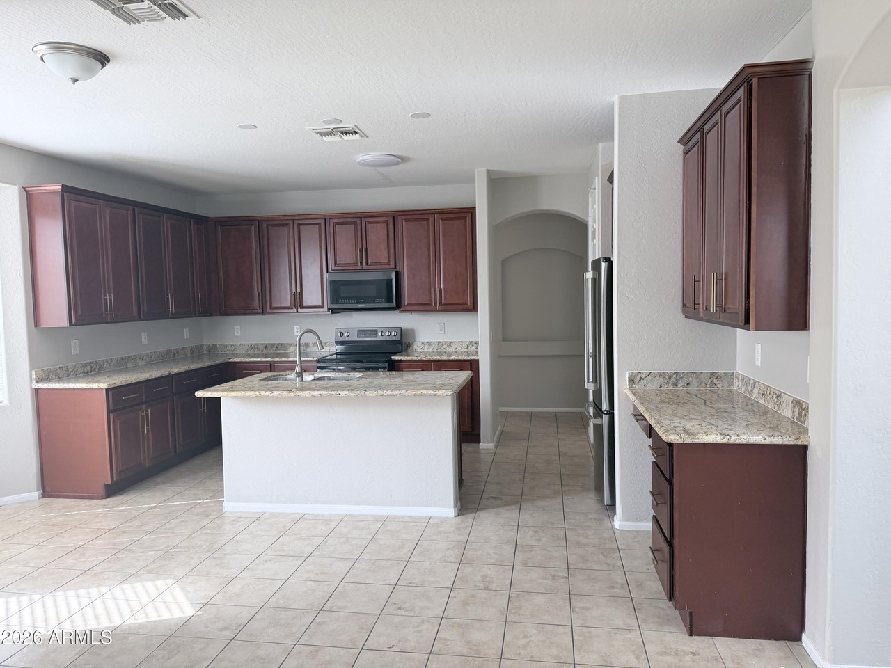 25777 W Miami St - Photo 3 of 20