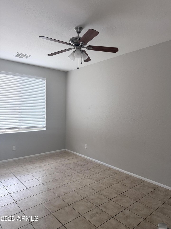 25777 W Miami St - Photo 7 of 20