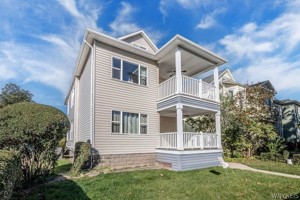 featured image of 2 Fairchild Pl #LOWER