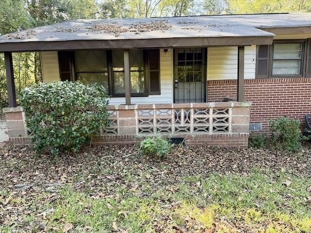 5552 Valleybrook Rd - Photo 2 of 33