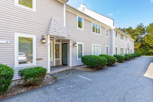 152 Breeds Hill Rd #7 - Photo 1 of 1