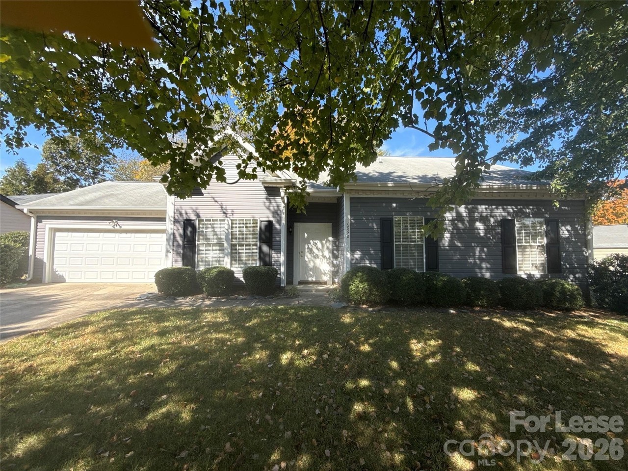 14520 Sapphire Ln