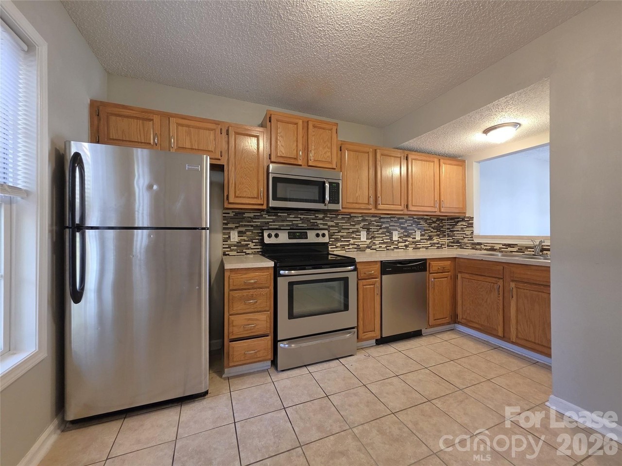 268 Southcircle Dr Nw #A - Photo 5 of 15