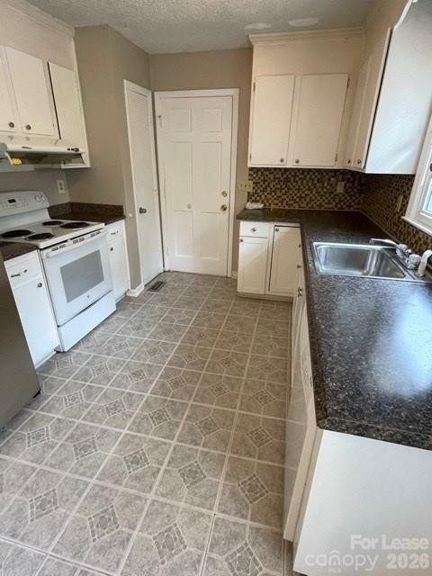 7012 Idlewild Rd - Photo 5 of 12
