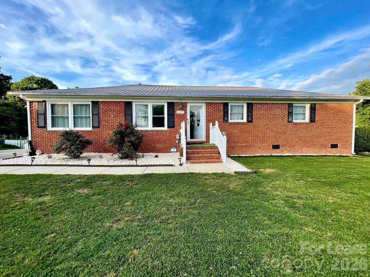 3117 Smith Farm Rd - Photo 2 of 29