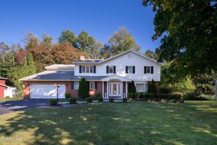 13 Laurel Dr - Photo 1 of 1