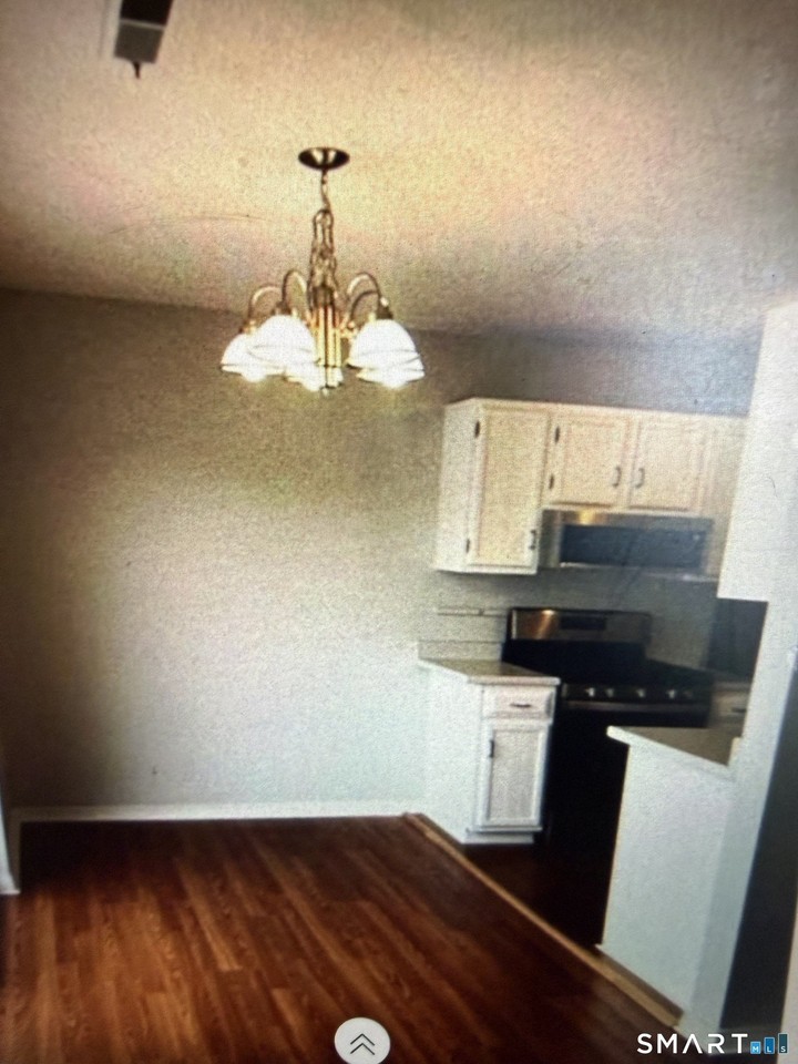27 Southwind Ln #27 - Photo 2 of 8