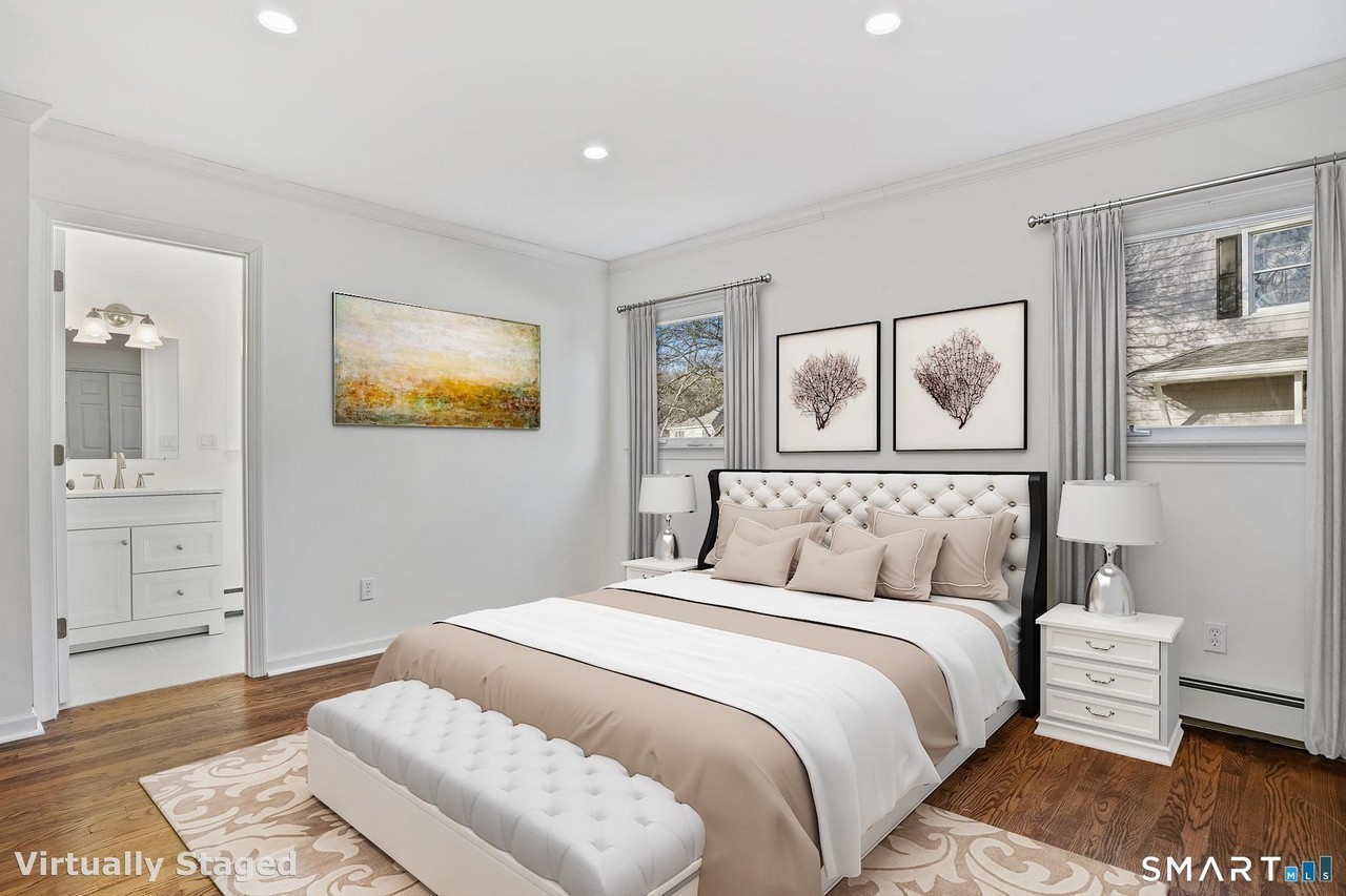 80 Sasapequan Rd - Photo 5 of 34