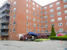 27 Northill St #4U - Photo 1 of 1