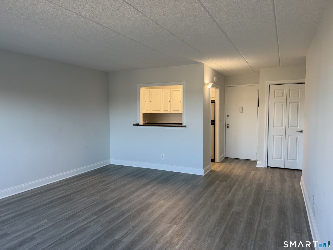 27 Northill St #4U - Photo 3 of 19