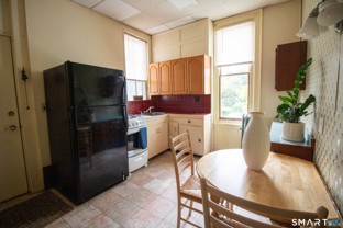 40 Franklin St #4 - Photo 1 of 1