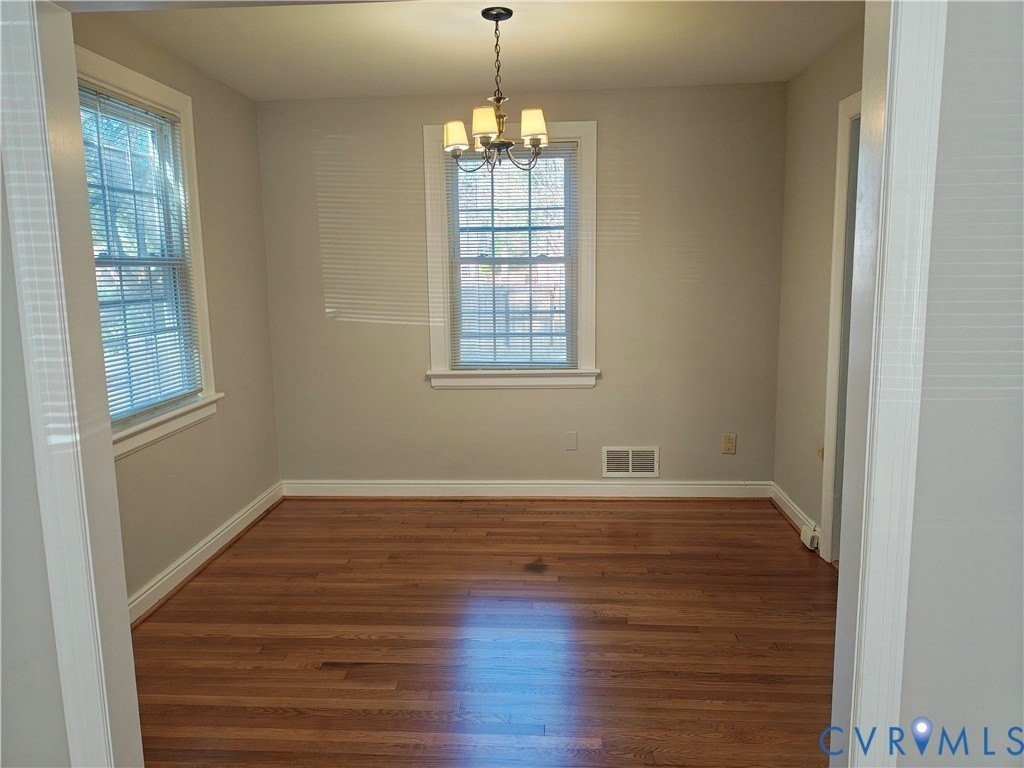 4706 Cutshaw Ave - Photo 4 of 23