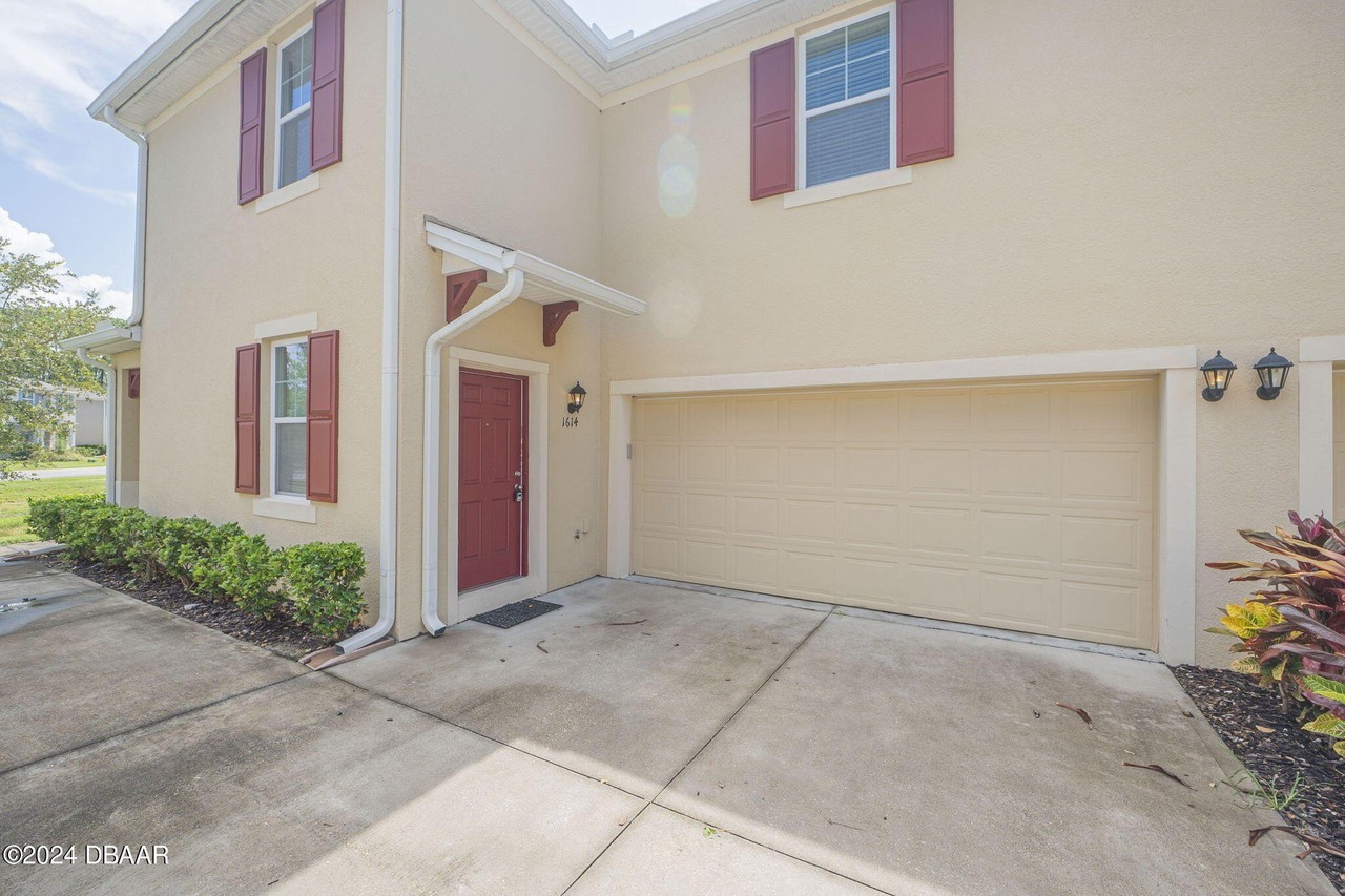 1614 Pham Dr - Photo 4 of 34