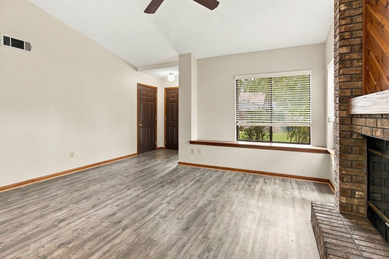 3809 Cherrywood Ct - Photo 5 of 26